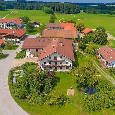 Gilg-Kraeuterhof Apartment Schnaitsee Exterior foto